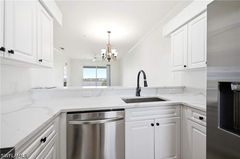 2 bedroom Condominium at 10370 Washingtonia Palm Way 4344, Terrace, Fort Myers — photo 2