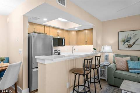 2230 Camino Del Mar Dr 3X4, Sanibel FL - photo 12 of 49