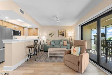 2230 Camino Del Mar Dr 3X4, Sanibel FL - photo 7 of 49