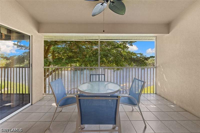 2 bedroom Condominium at 1048 Manor Lake Dr 203, Manors Of Regal Lake, Naples — photo 4