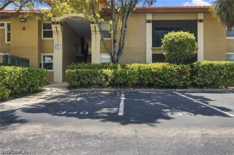2 bedroom Condominium at 8880 Colonnades Ct W 413, San Mirage, Bonita Springs — photo 4
