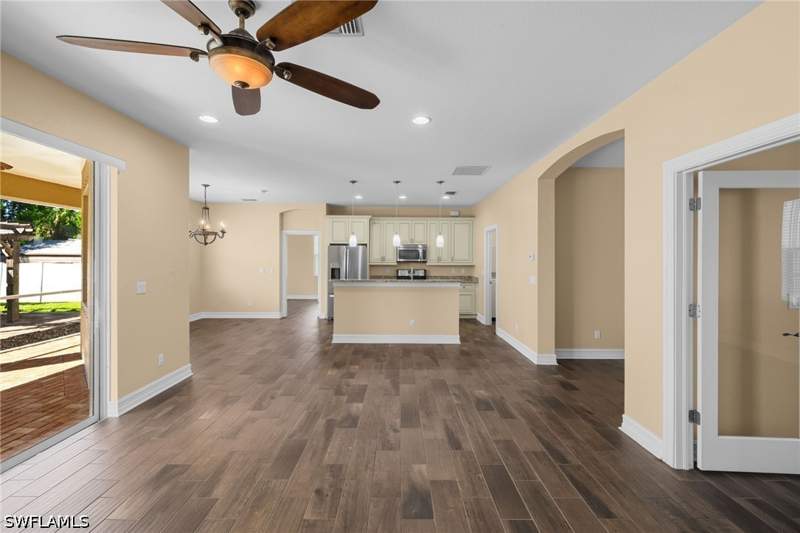 3 bedroom SingleFamilyResidence at 4609 Santiago Ln, El Dorado Acres, Bonita Springs — photo 4