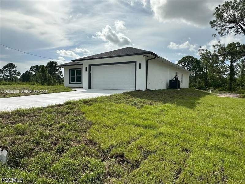 4 bedroom SingleFamilyResidence at 1125 Milwaukee Blvd, Lehigh Acres, Lehigh Acres — photo 2