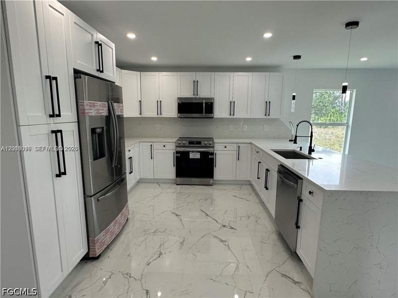 4 bedroom SingleFamilyResidence at 1125 Milwaukee Blvd, Lehigh Acres, Lehigh Acres — photo 5