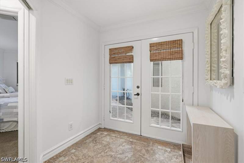 2 bedroom Attached at 91 Cypress View Dr C77, Eagle Creek Villa Homes, Naples — photo 2