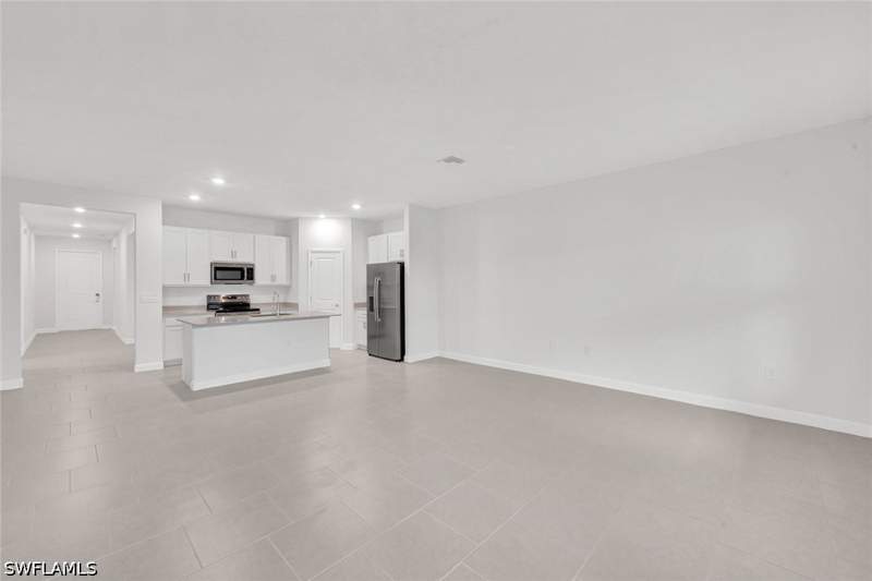 3 bedroom SingleFamilyResidence at 4759 Tribute Trail, Gatherpoint, Ave Maria — photo 4