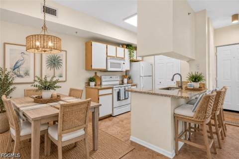 6341 Aragon Way 304, Fort Myers FL - photo 15 of 33