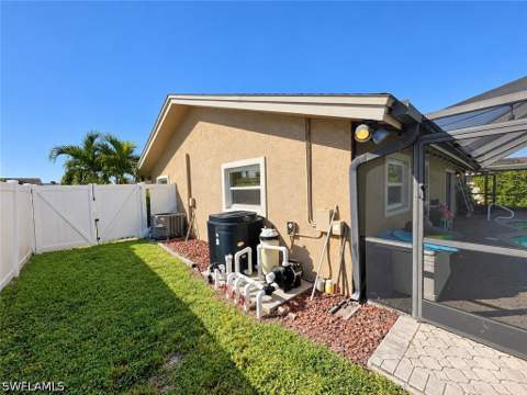 861 Hofstra Dr, Fort Myers FL - photo 19 of 28