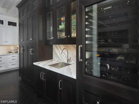 167 4th St N, Naples FL - photo 8 of 32