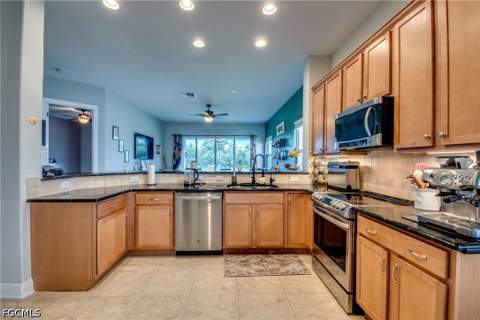12730 Devonshire Lakes Cir, Fort Myers FL - photo 13 of 50