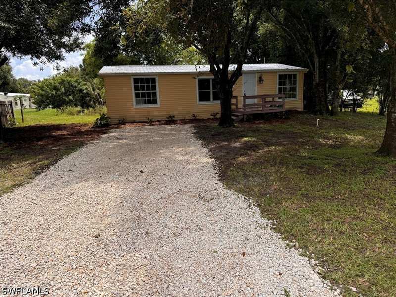 3 bedroom ManufacturedHome at 235 Favor Ave, Labelle, Labelle — photo 1