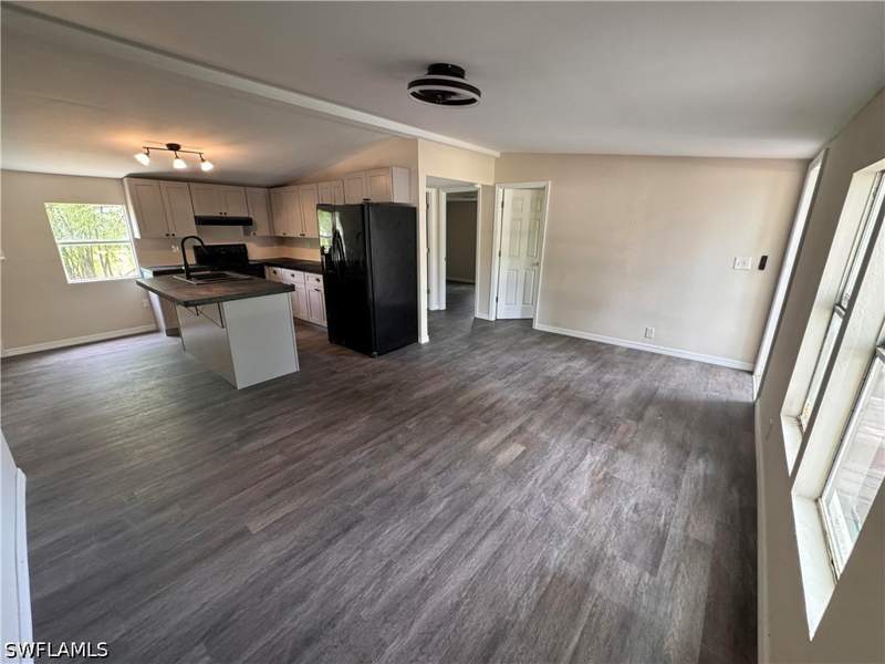 3 bedroom ManufacturedHome at 235 Favor Ave, Labelle, Labelle — photo 5