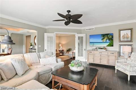 4600 Yacht Harbor Dr 412, Naples FL - photo 24 of 50