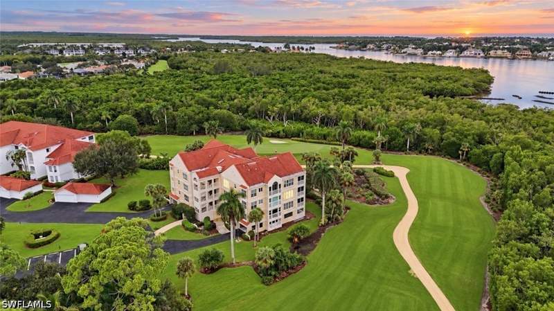 2 bedroom Condominium at 4600 Yacht Harbor Dr 412, Windward Cay, Naples — photo 3
