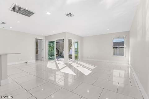 2326 SE 15th St, Cape Coral FL - photo 7 of 27