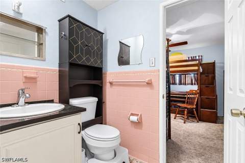 2137 Aldridge Ave, Fort Myers FL - photo 17 of 49