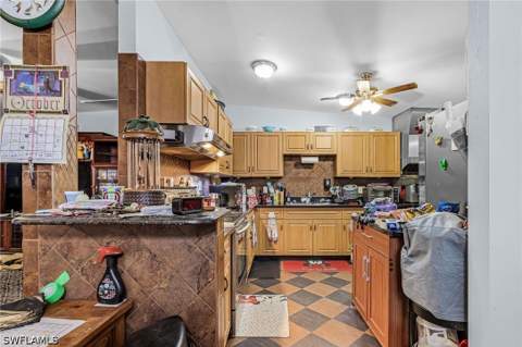 2137 Aldridge Ave, Fort Myers FL - photo 23 of 49