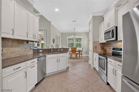 11279 Lithgow Ln, Fort Myers FL - photo 11 of 55