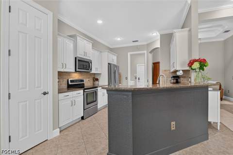 11279 Lithgow Ln, Fort Myers FL - photo 9 of 55