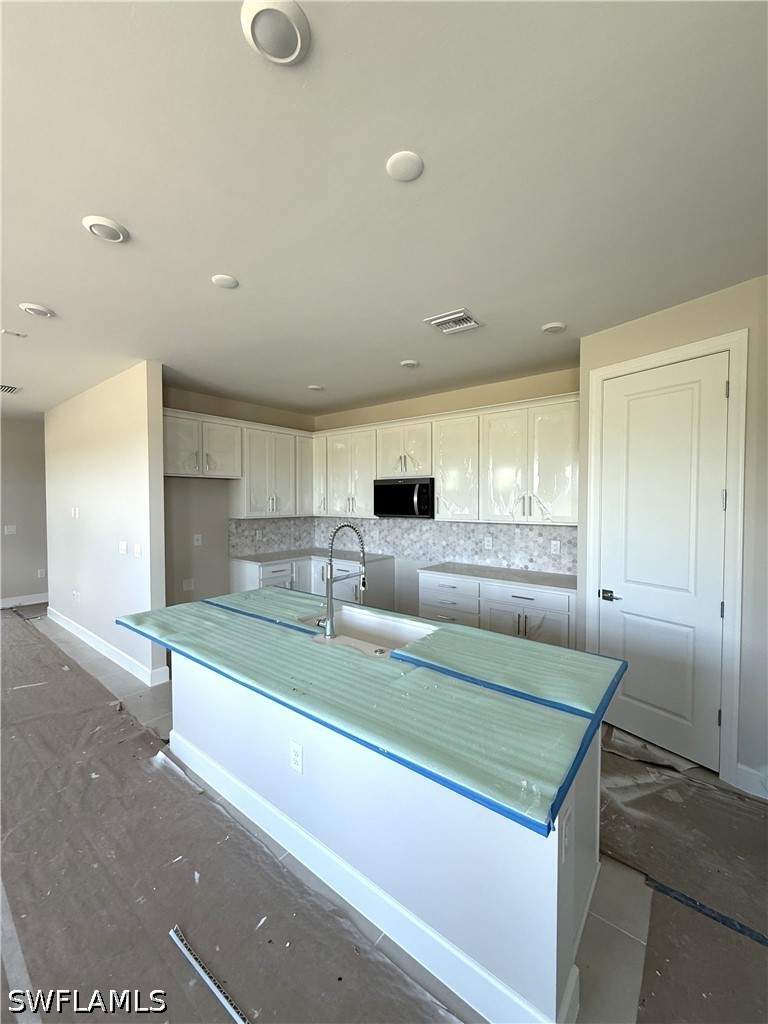 2 bedroom SingleFamilyResidence at 7449 Florida Elm Ct, Del Webb Oak Creek, North Fort Myers — photo 4