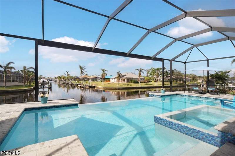 3 bedroom SingleFamilyResidence at 3724 SW 1st Pl, Cape Coral, Cape Coral — photo 4