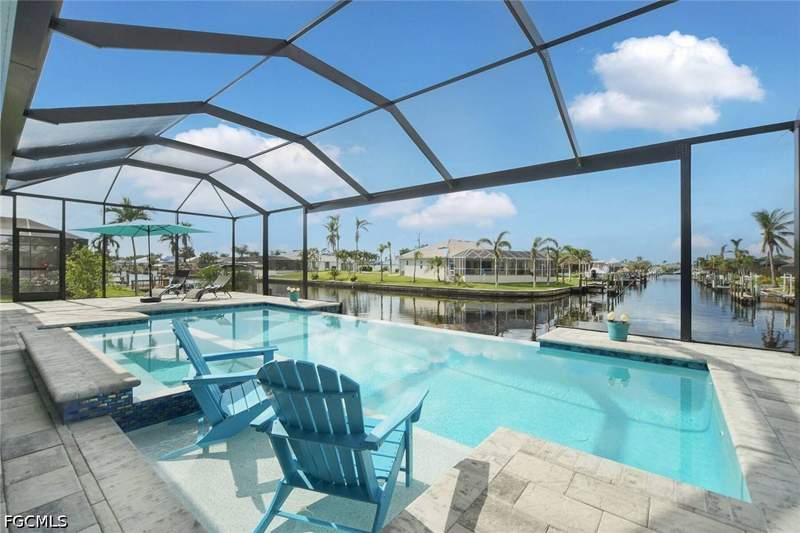 3 bedroom SingleFamilyResidence at 3724 SW 1st Pl, Cape Coral, Cape Coral — photo 5