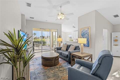 2523 Hopefield Ct, Cape Coral FL - photo 12 of 39