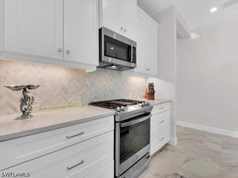 8791 Pigeon Key, Fort Myers FL - photo 9 of 31