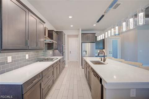 11502 Royal Tee Cir, Cape Coral FL - photo 12 of 32