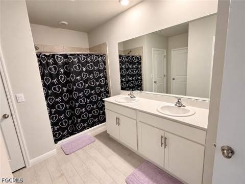 429 NE Juanita Pl, Cape Coral FL - photo 20 of 43