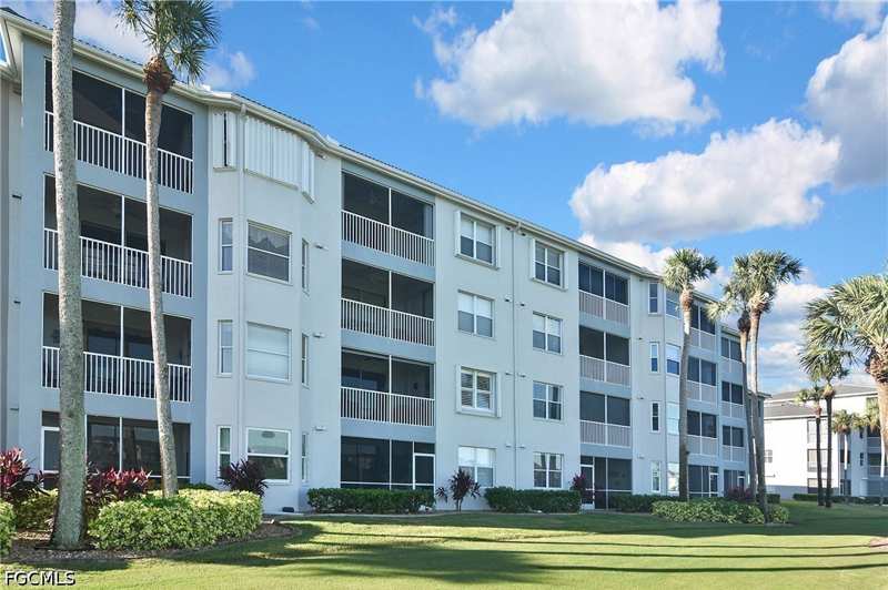 2 bedroom Condominium at 10450 Washingtonia Palm Way 1436, Terrace, Fort Myers — photo 1