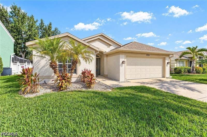 3 bedroom SingleFamilyResidence at 13267 Highland Chase Pl, Bristol Parc, Fort Myers — photo 2