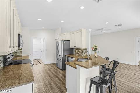 13267 Highland Chase Pl, Fort Myers FL - photo 7 of 24