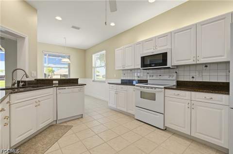 3531 Sabal Springs Blvd, North Fort Myers FL - photo 12 of 40