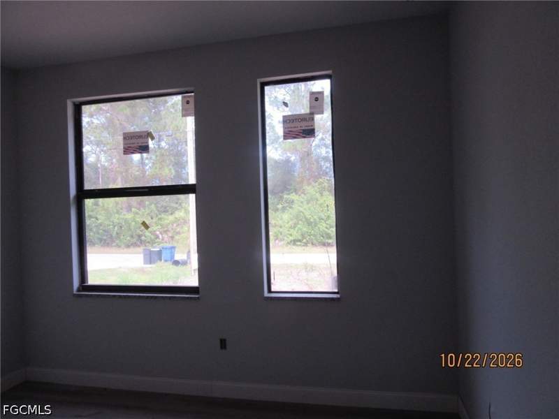 3 bedroom SingleFamilyResidence at 832 Clow St E, Lehigh Acres, Lehigh Acres — photo 5