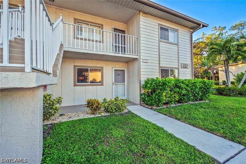 2 bedroom Condominium at 2395 Naples Trace Cir 4, Naples Trace, Naples — photo 4