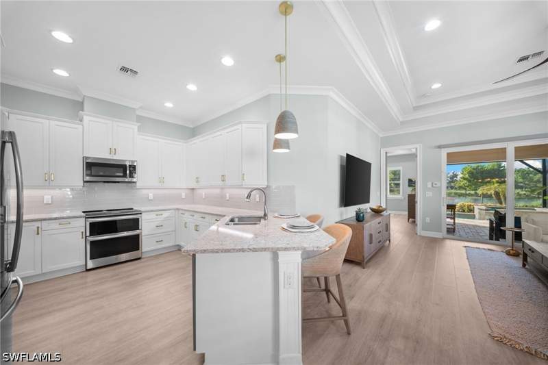 3 bedroom Attached at 5770 Highbourne Dr, Isles Of Collier Preserve, Naples — photo 4