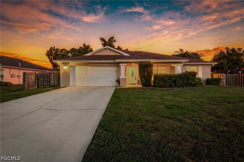 3 bedroom SingleFamilyResidence at 1015 Allman Ave, Lehigh Acres, Lehigh Acres — photo 1