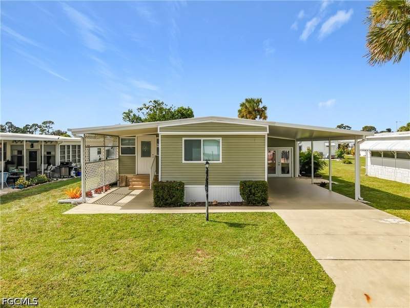 2 bedroom ManufacturedHome at 27374 Joann Dr, Imperial Bonita Estates, Bonita Springs — photo 2