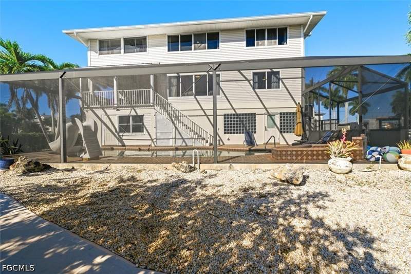 4 bedroom SingleFamilyResidence at 17911 Grey Heron Ct, Palm Isles, Fort Myers Beach — photo 5