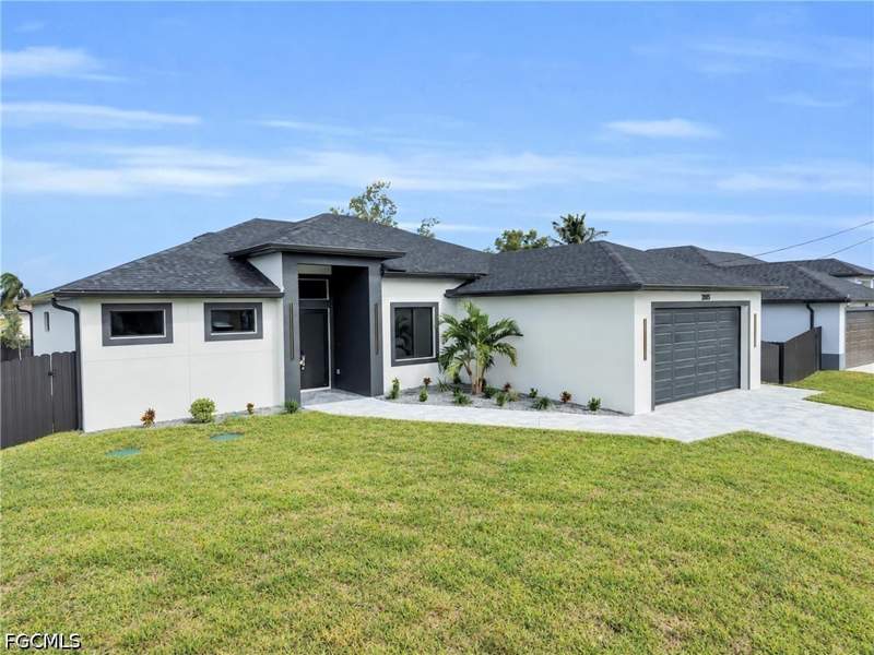 4 bedroom SingleFamilyResidence at 2005 SW 2nd St, Cape Coral, Cape Coral — photo 2