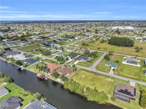 2005 SW 2nd St, Cape Coral FL - photo 8 of 42