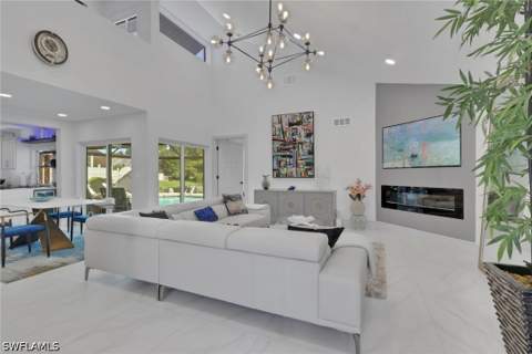 1148 Jardin Dr, Naples FL - photo 9 of 37