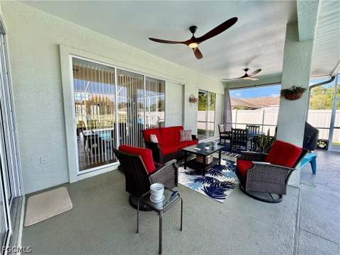 727 Milwaukee Blvd, Lehigh Acres FL - photo 8 of 42