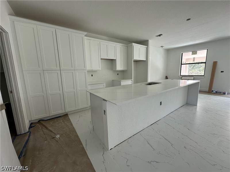 4 bedroom SingleFamilyResidence at 3721 25th St SW, Lehigh Acres, Lehigh Acres — photo 5