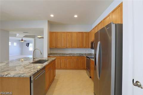 14051 Bently Cir, Fort Myers FL - photo 12 of 69