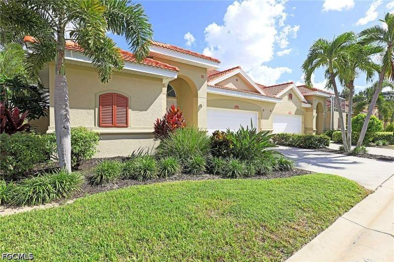 3 bedroom Attached at 14051 Bently Cir, Bell Tower Park, Fort Myers — photo 4