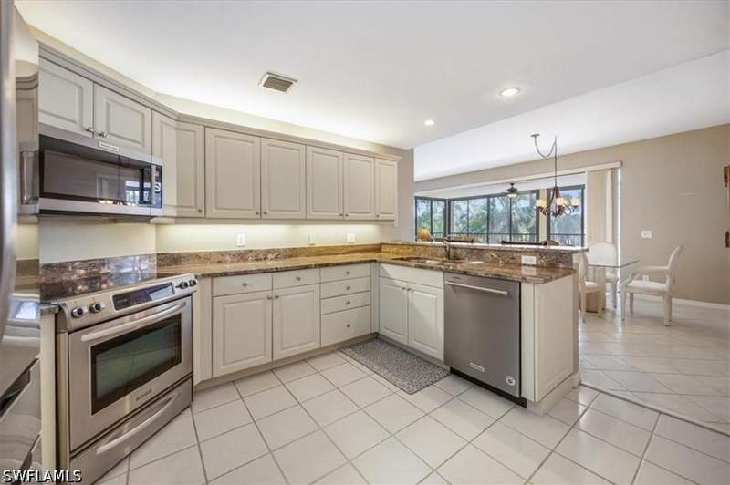 3 bedroom Condominium at 764 Eagle Creek Dr 201, Eagle Creek, Naples — photo 3