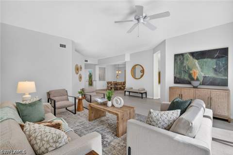 15161 Storrington Pl 101, Naples FL - photo 11 of 31