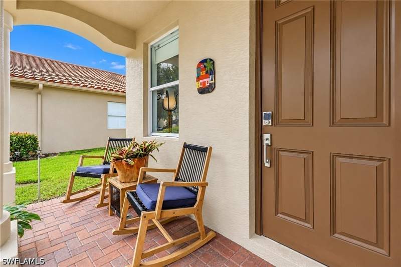 5 bedroom SingleFamilyResidence at 1740 Birdie Dr, Valencia Country Club, Naples — photo 2